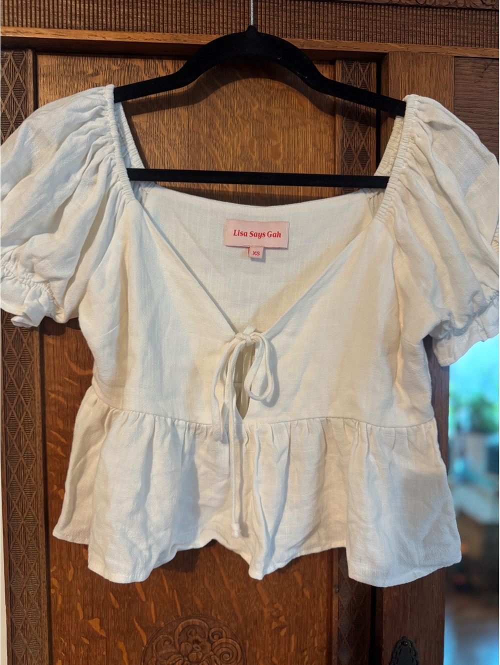 Lisa Says Gah Romantic Whimsy White Rayon-Linen Tie-Front Puff-Sleeve Peplum